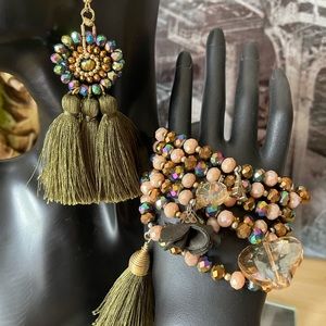 Artesana Jewelry a beautiful bracelet in earrings handmade by Artesano